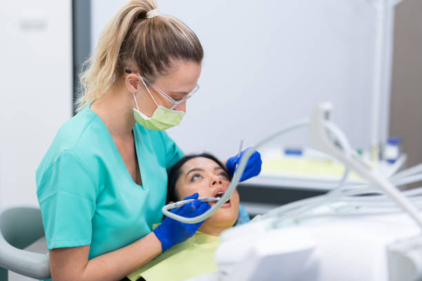 Best Emergency Tooth Extraction in Llano Grande, TX